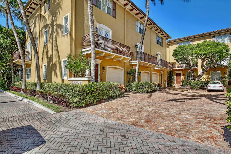 Property photo for 72 SE 6th Avenue, #C, Delray Beach, FL