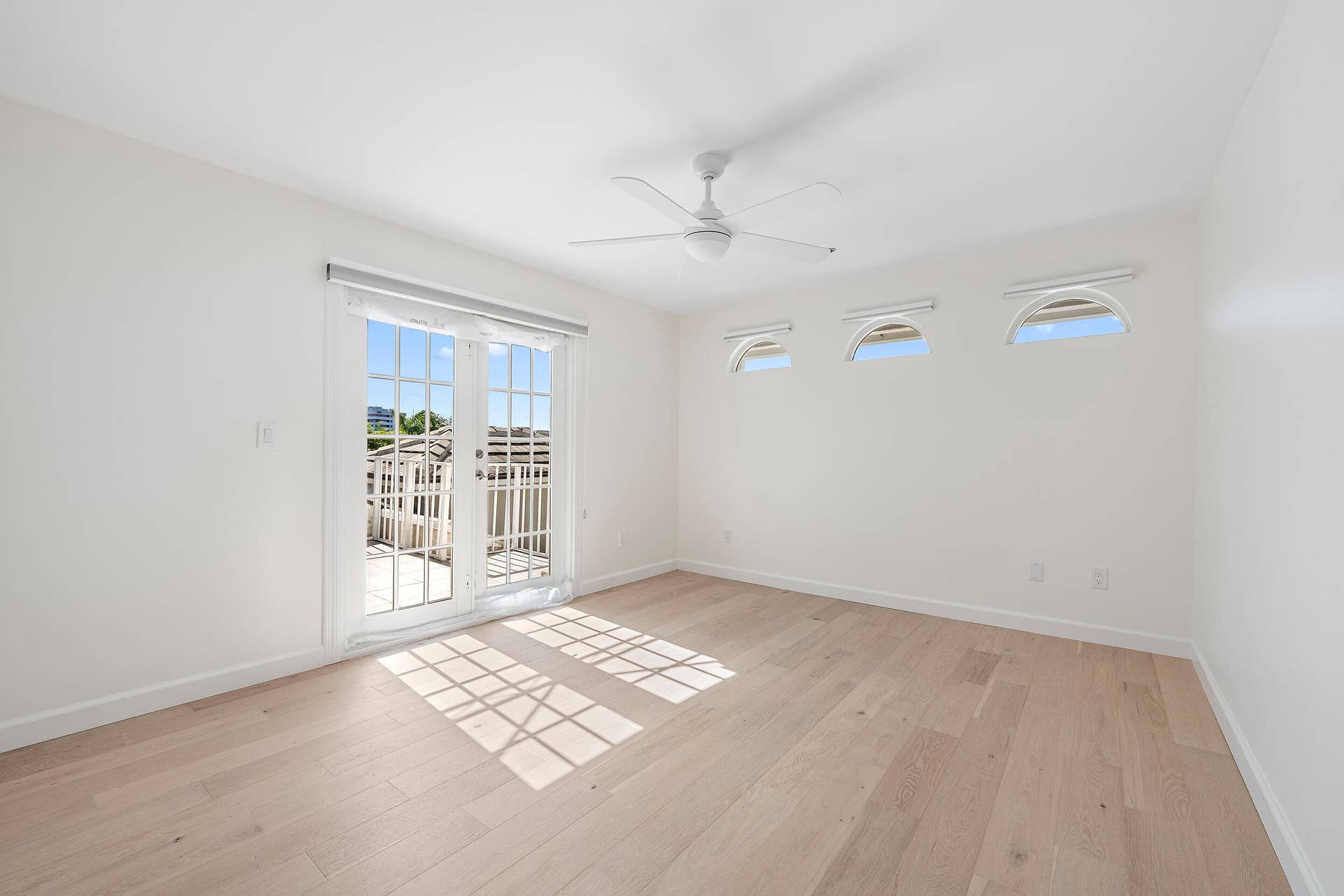 1000 N US Hwy 1 Apt 652-24