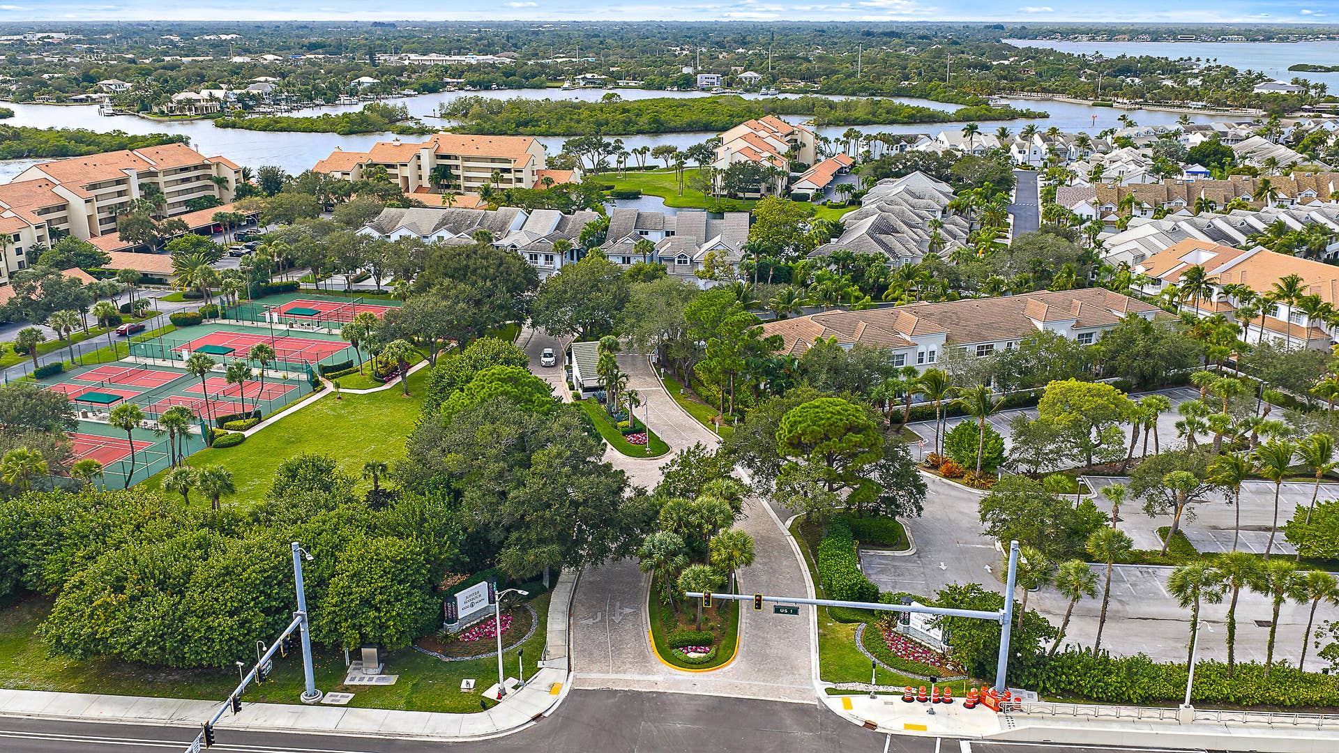 Jupiter Harbour - Aerial
