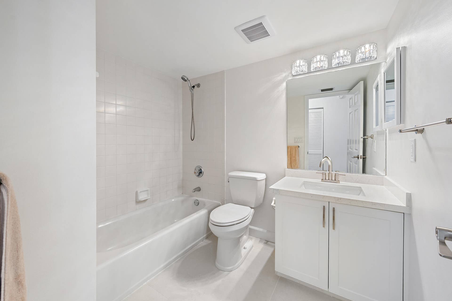 1000 N US Hwy 1 Apt 652-22
