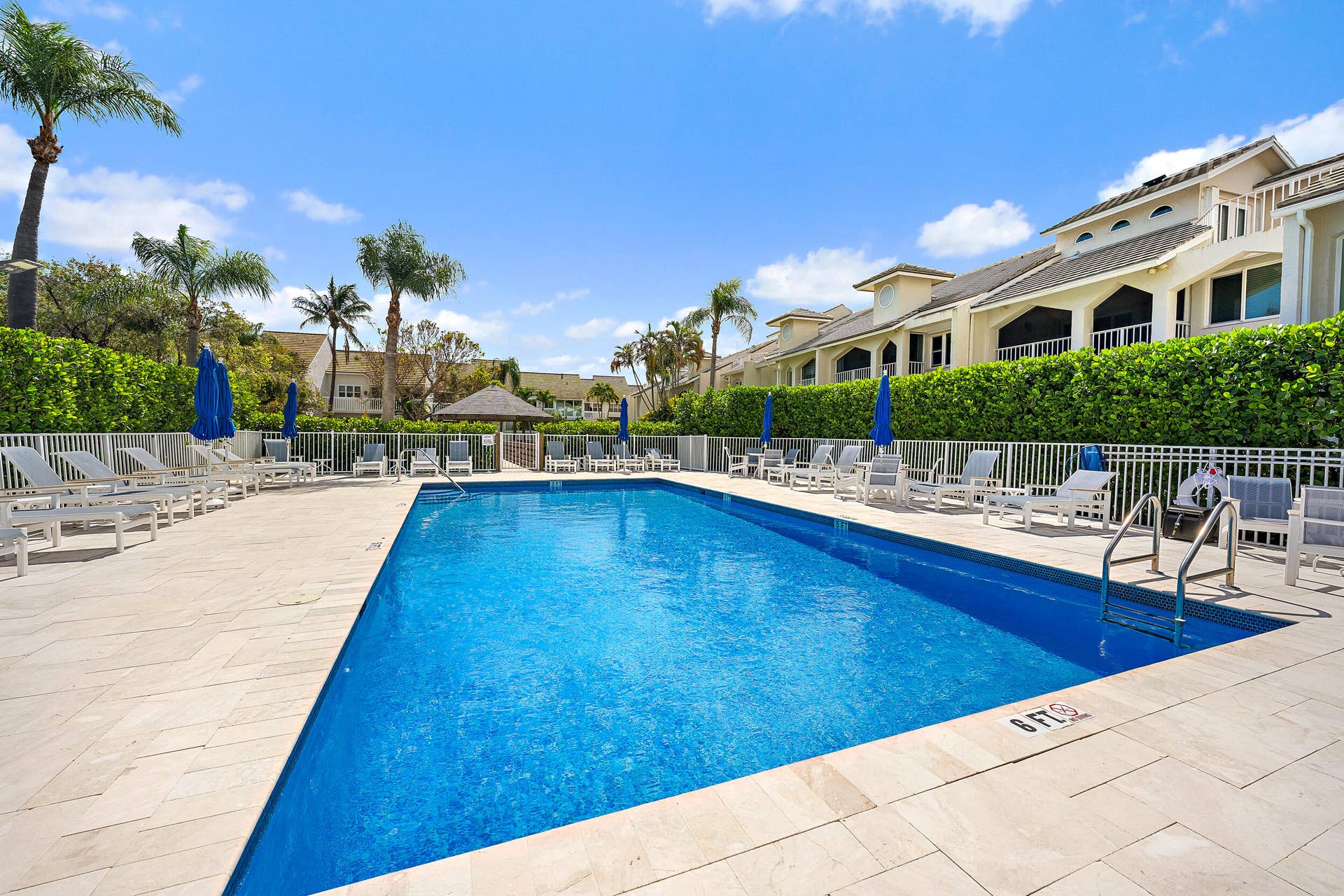 1000 N US Hwy 1 Apt 652-32