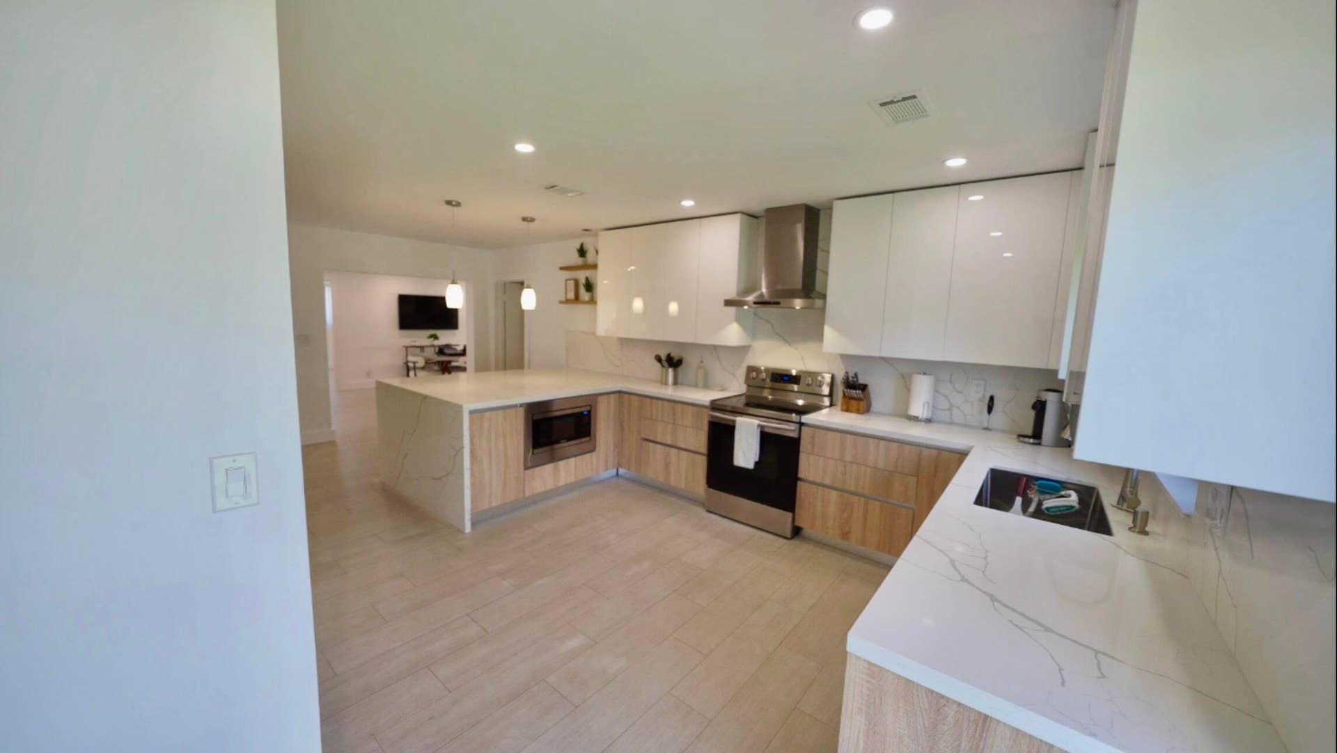 871 NE 27th Avenue, Pompano Beach, Pompano Beach, FL 33062
