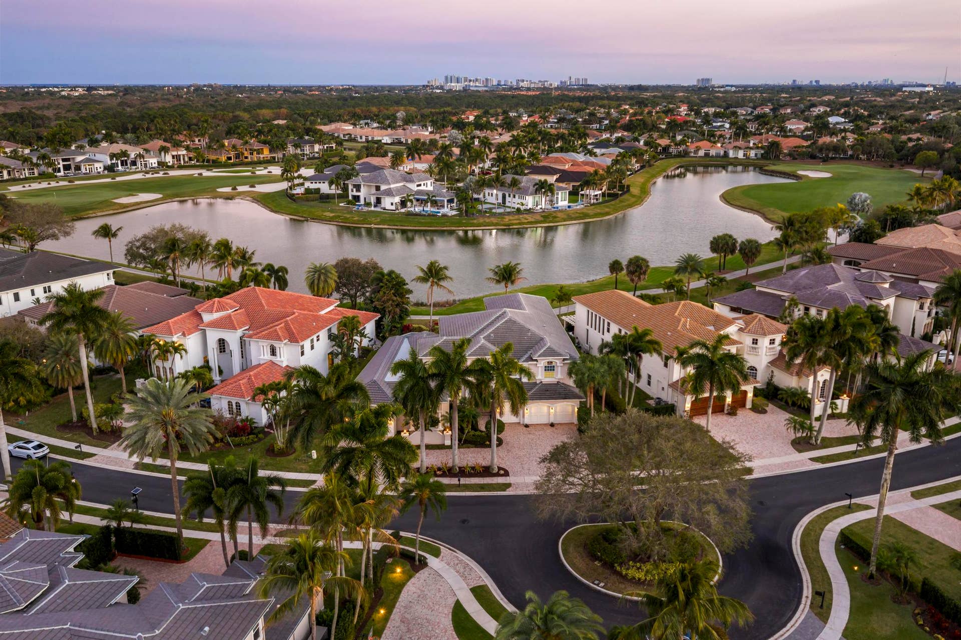 432 Savoie Drive, Palm Beach Gardens, FL 33410 VERY Large circular Driveway with Cul de Sac across
