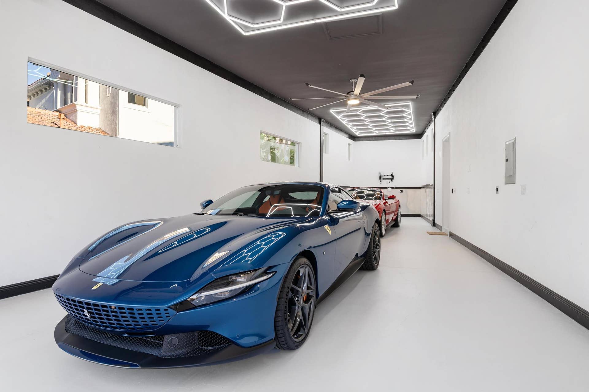432 Savoie Drive, Palm Beach Gardens, FL 33410 New Recreation Space for an additional 3 Cars or...