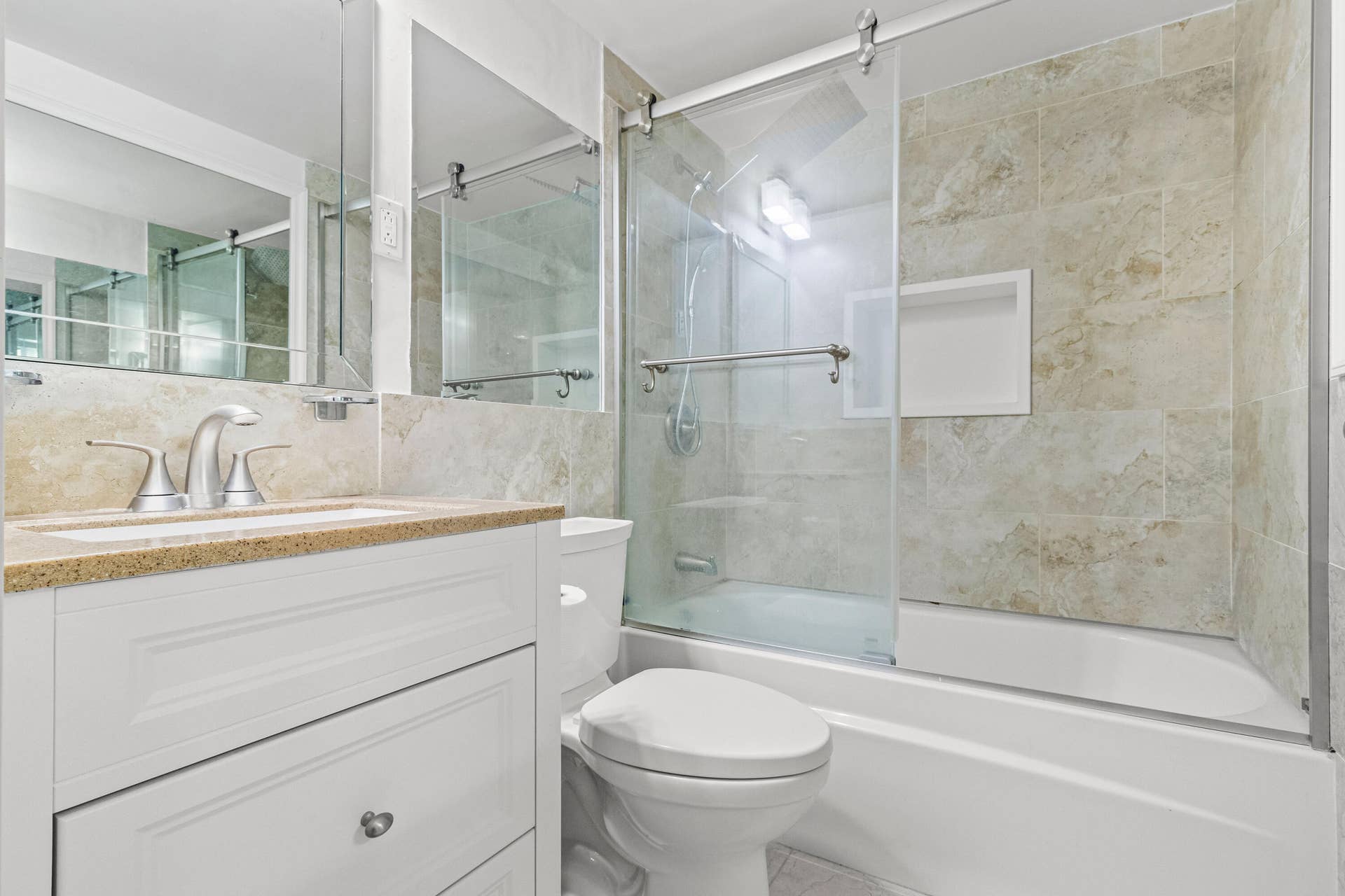 3580 S Ocean Boulevard, #2a, South Palm Beach, FL 33480