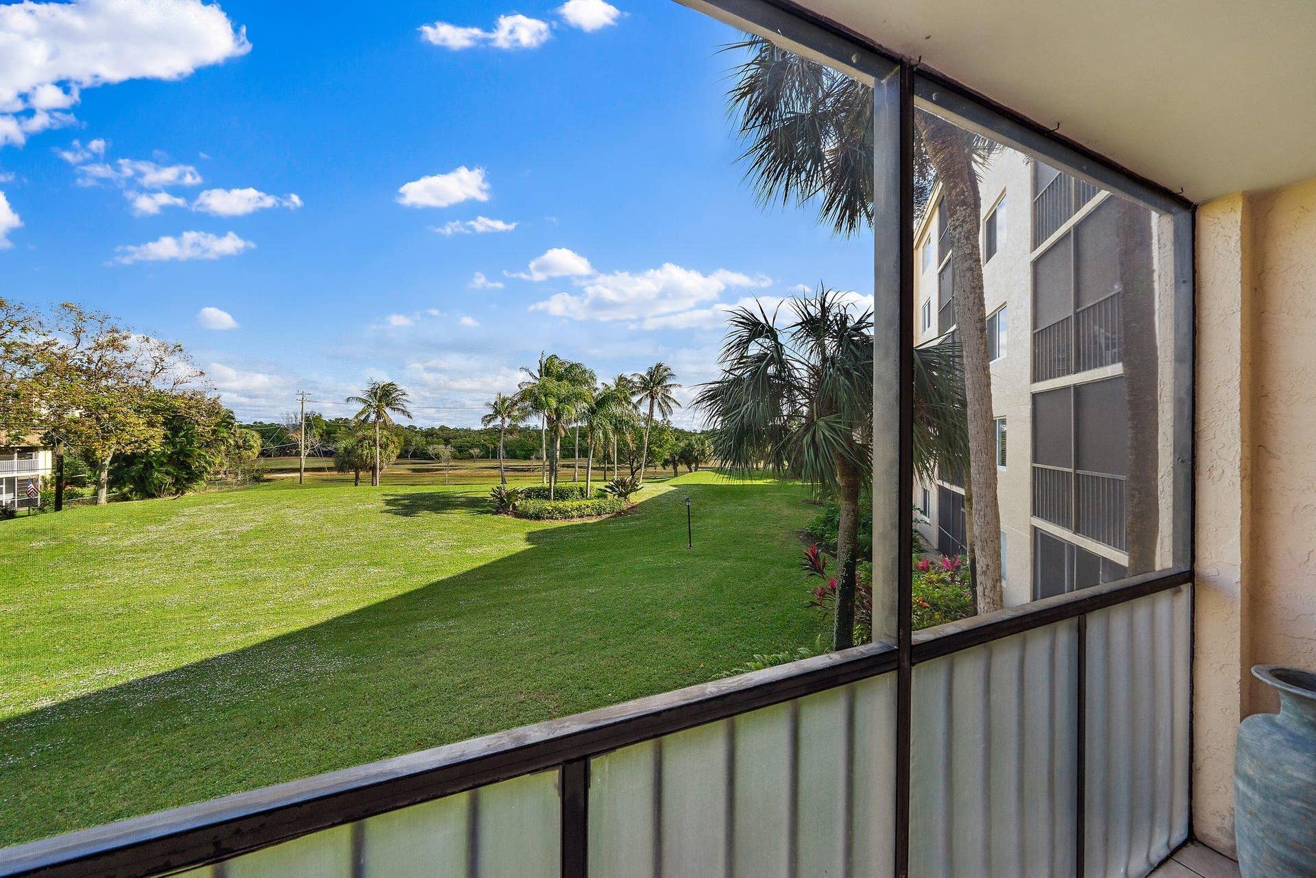 003-275PalmAveC203-Jupiter-FL-SMALL