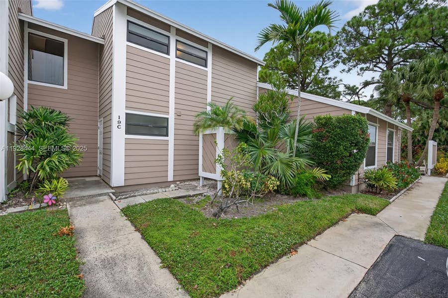 Property photo for 707 Stonewood Court, #19c, Jupiter, FL