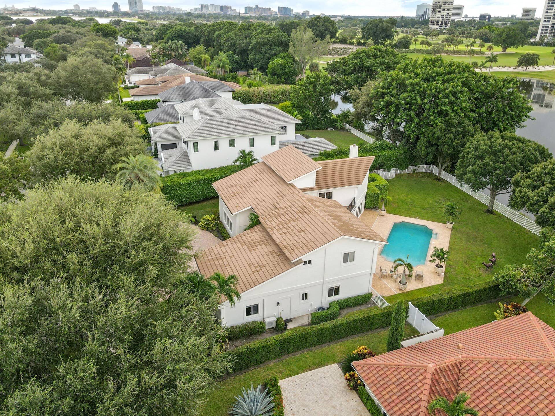 2801 Embassy Drive, West Palm Beach, FL 33401 2801EmbassyDrAerials(8)