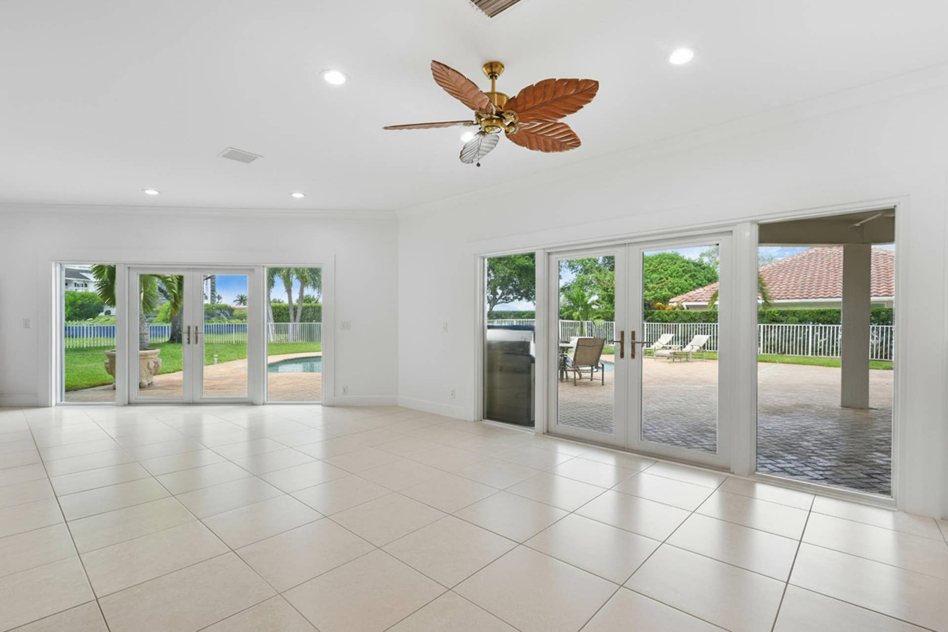 2801 Embassy Drive, West Palm Beach, FL 33401 2801EmbassyDr(9)