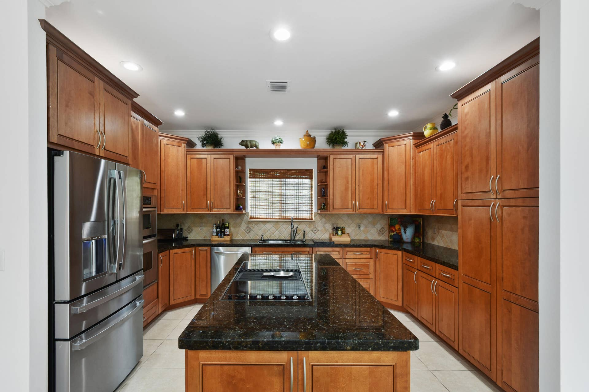 2801 Embassy Drive, West Palm Beach, FL 33401 2801EmbassyDr(5)