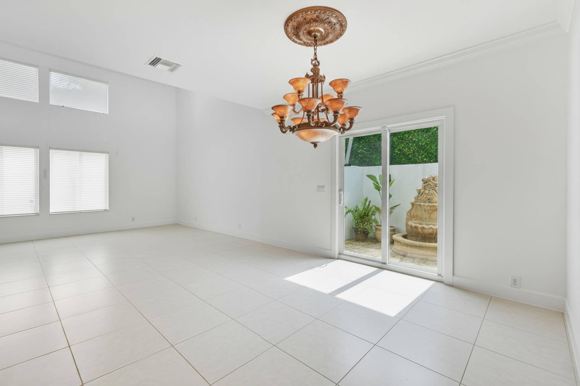 2801 Embassy Drive, West Palm Beach, FL 33401 2801EmbassyDr(11)