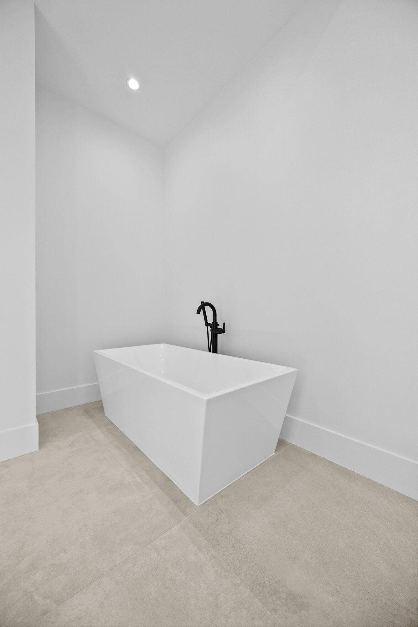736 Lagoon Drive, North Palm Beach, FL 33408 84_453a8930_1