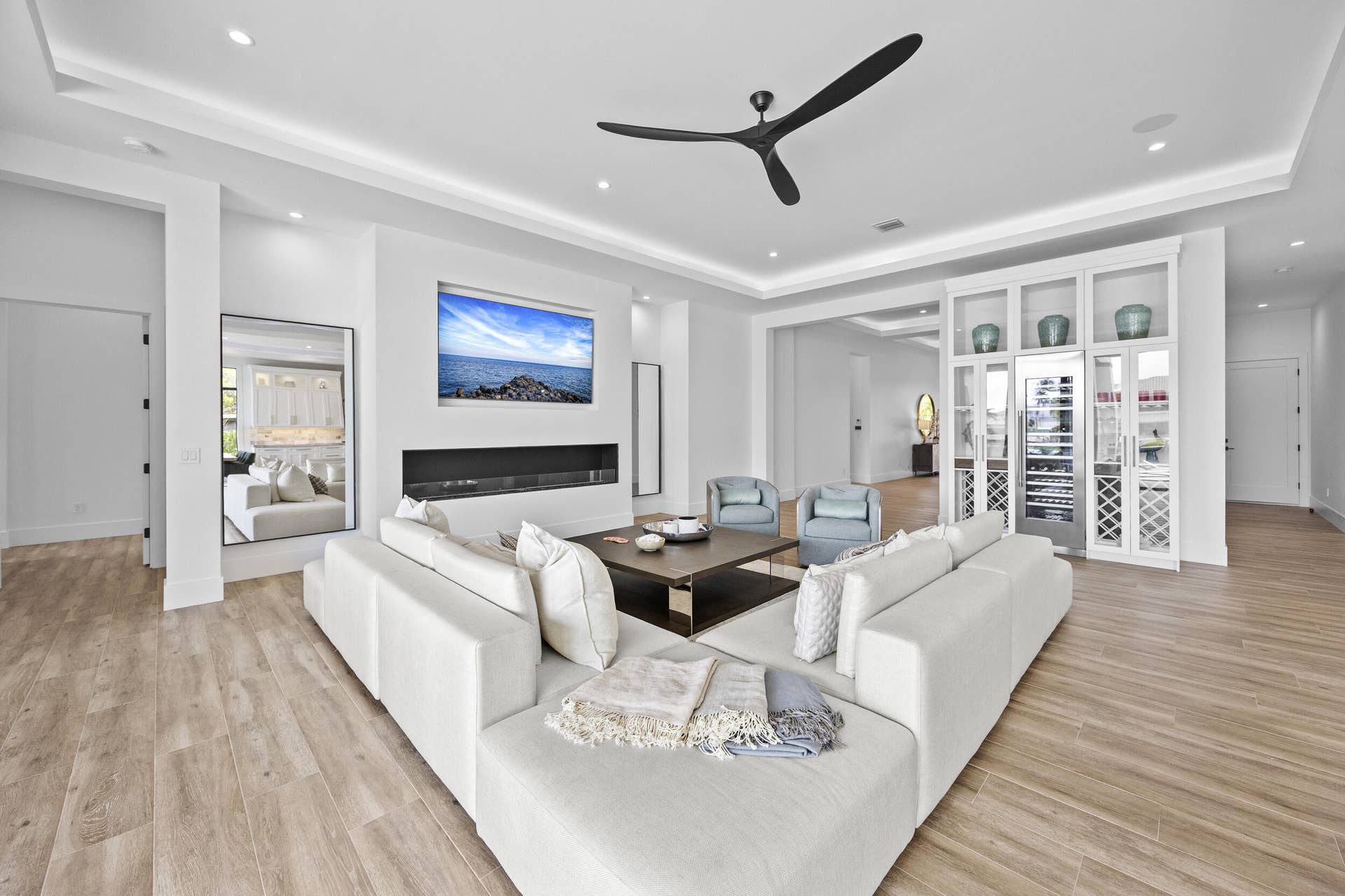736 Lagoon Drive, North Palm Beach, FL 33408 10_453a8755