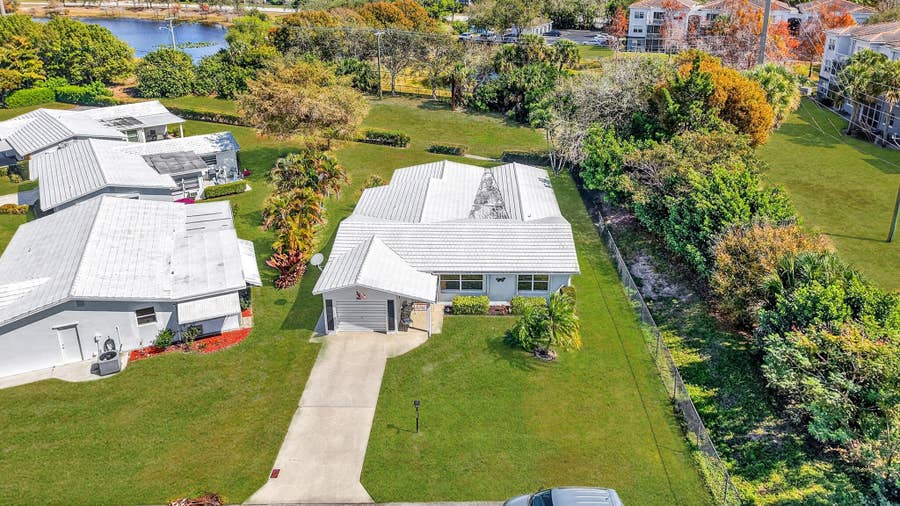 Property photo for 700 Canal Way, Boynton Beach, FL