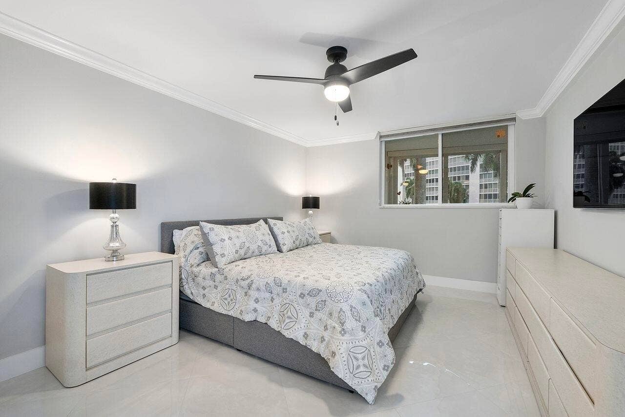 3300 S Ocean Boulevard, #317-c, Highland Beach, FL 33487 3300_S_Ocean_Blvd_u317_004