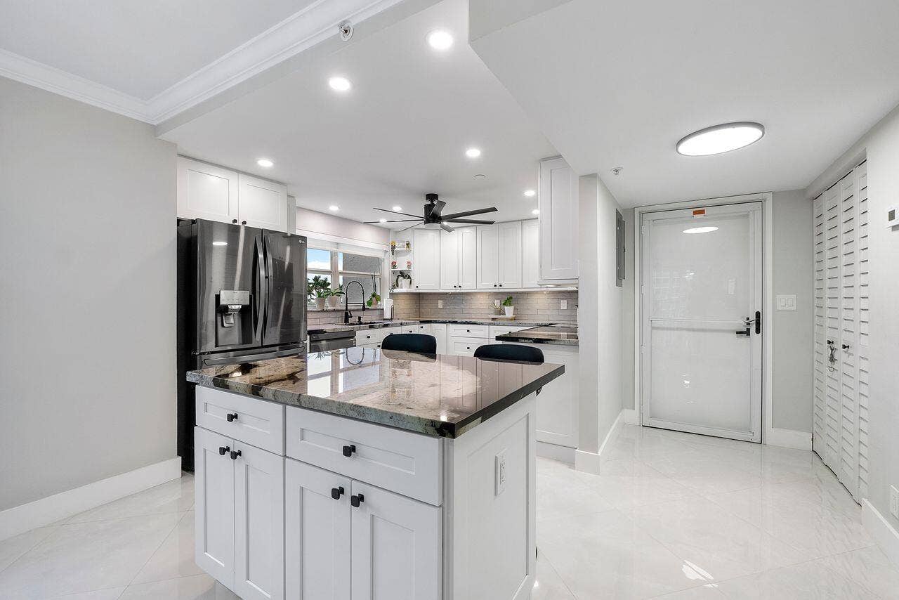 3300 S Ocean Boulevard, #317-c, Highland Beach, FL 33487 3300_S_Ocean_Blvd_u317_007