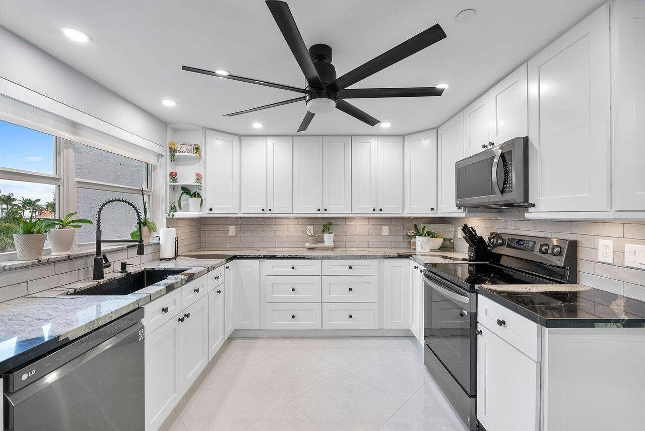 3300 S Ocean Boulevard, #317-c, Highland Beach, FL 33487 3300_S_Ocean_Blvd_u317_009