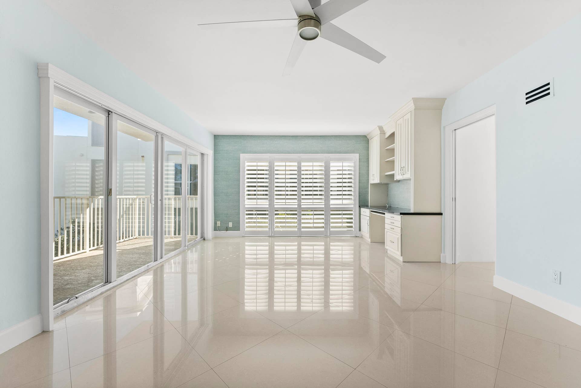 1203 Hillsboro Mile, #P3, Hillsboro Beach, FL 33062 DSC04069