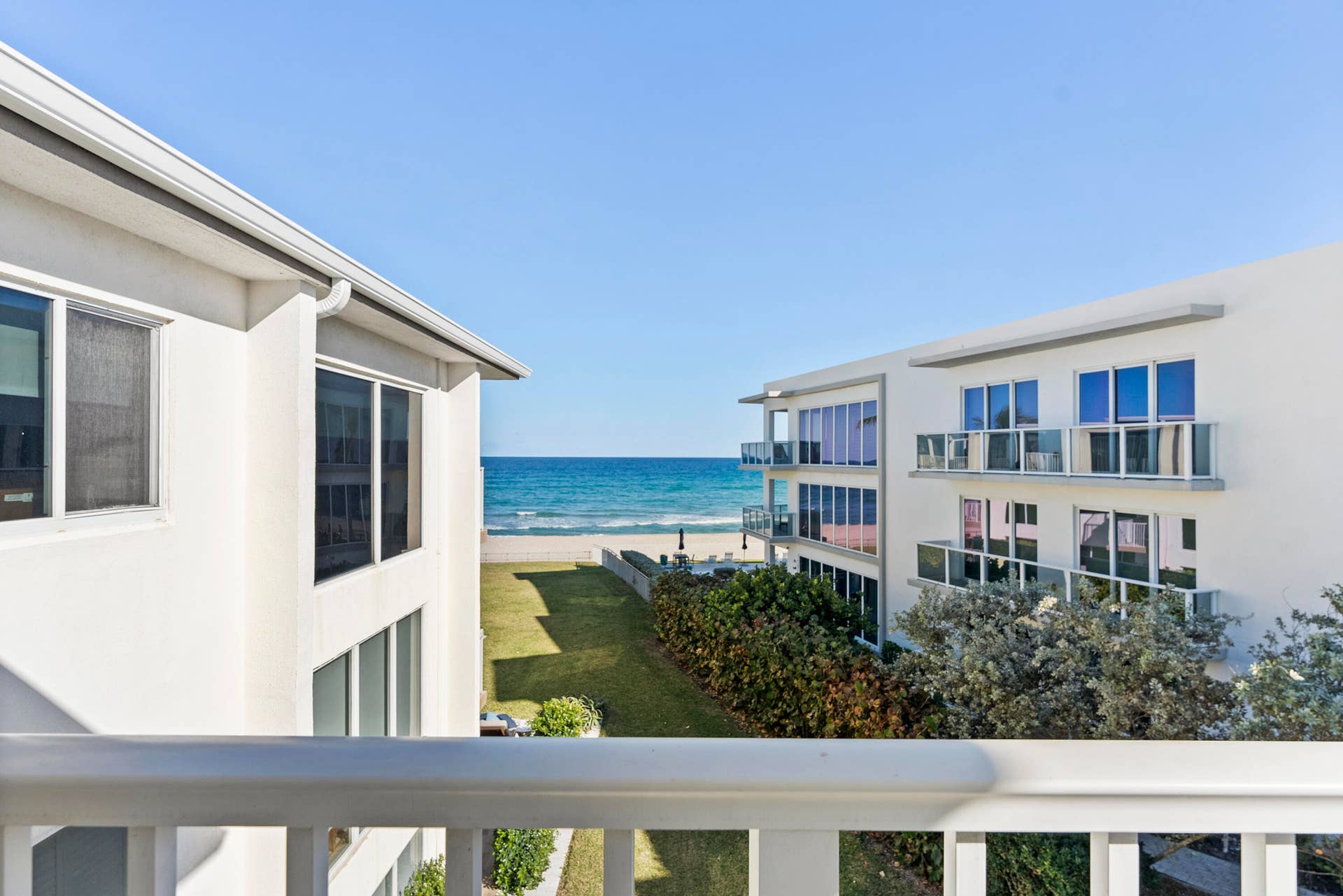 1203 Hillsboro Mile, #P3, Hillsboro Beach, FL 33062 DSC04184