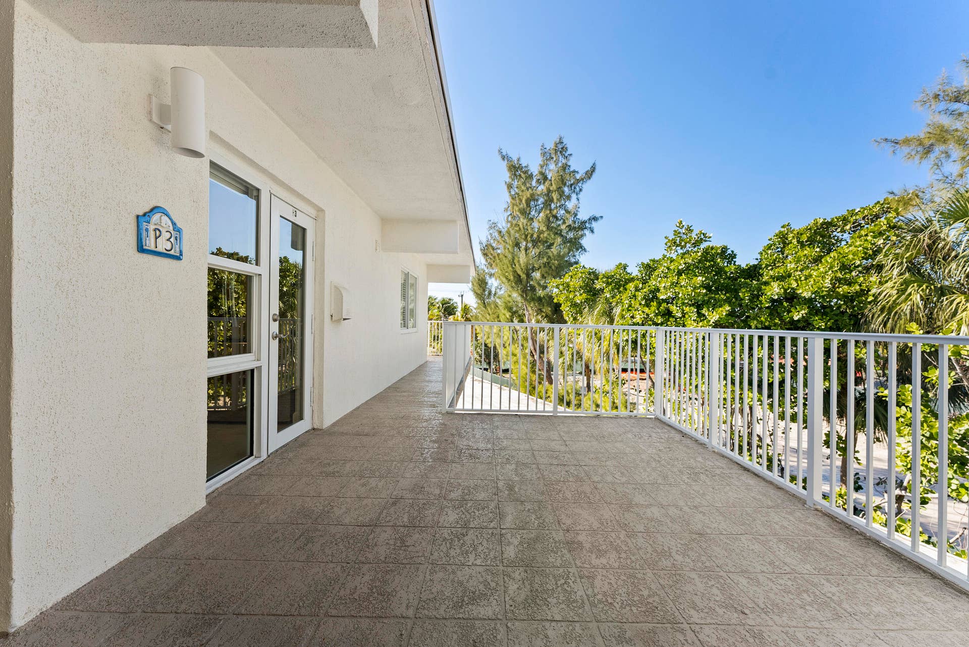 1203 Hillsboro Mile, #P3, Hillsboro Beach, FL 33062 DSC04209
