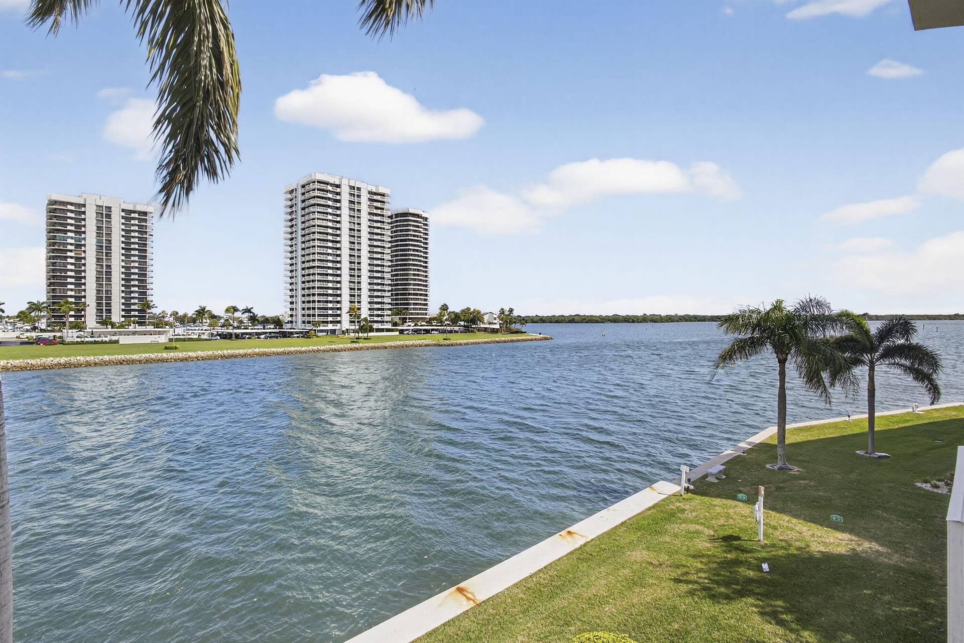 28 Yacht Club Drive, #309, North Palm Beach, FL 33408 Water views