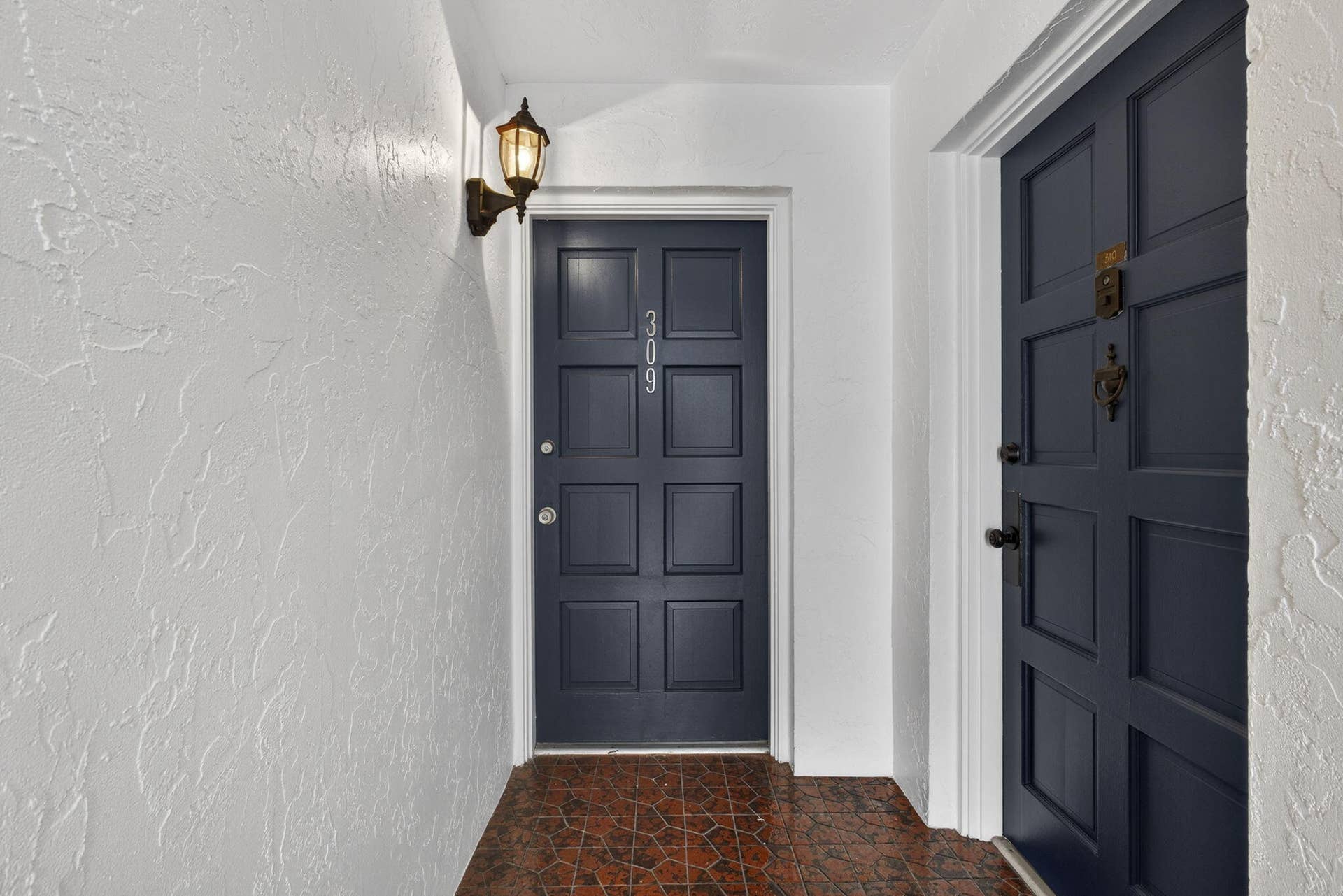 28 Yacht Club Drive, #309, North Palm Beach, FL 33408 Entrance