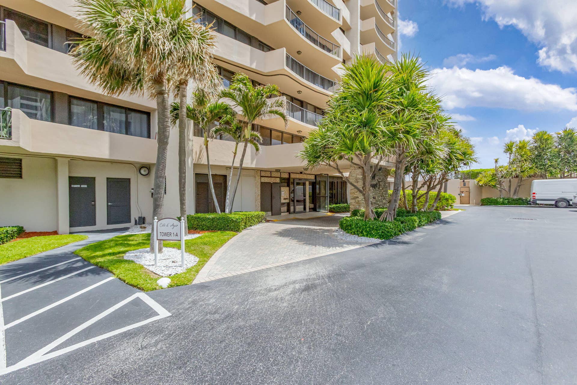 4200 N Ocean Drive, #1-406, Singer Island, FL 33404 4200 N Ocean Drive, #1-406, Singer Island, FL 33404