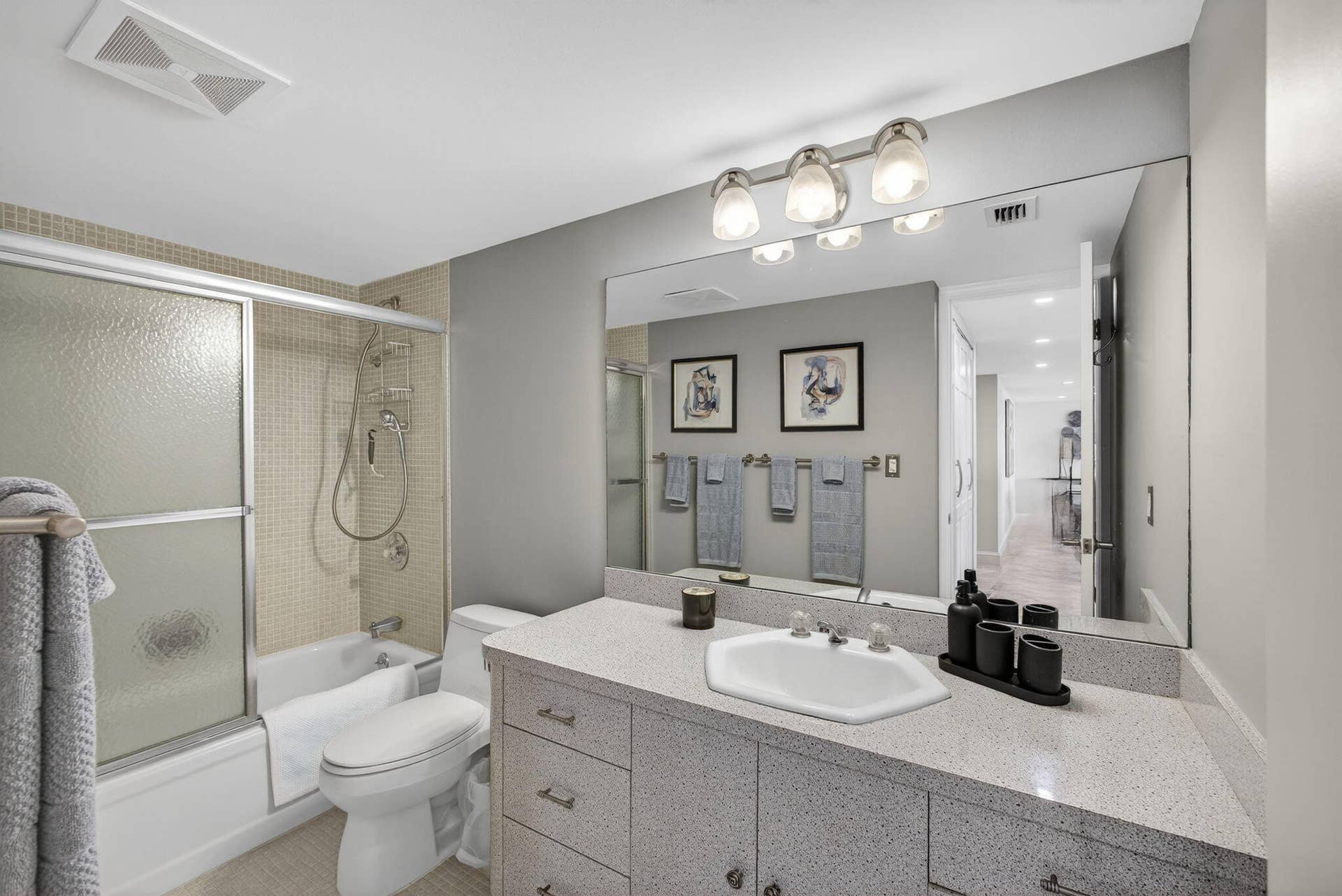 4200 N Ocean Drive, #1-406, Singer Island, FL 33404 4200 N Ocean Drive, #1-406, Singer Island, FL 33404