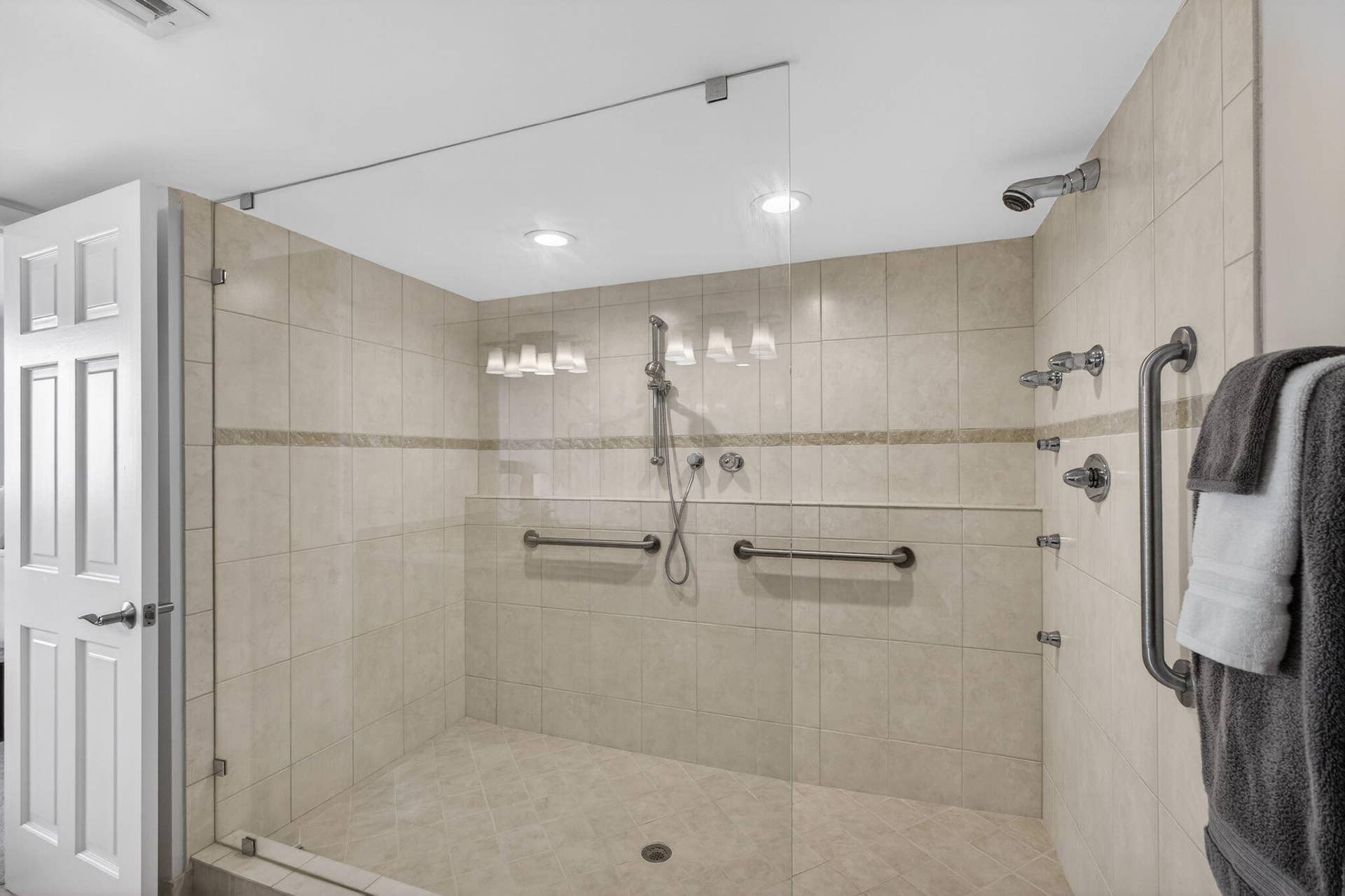 4200 N Ocean Drive, #1-406, Singer Island, FL 33404 4200 N Ocean Drive, #1-406, Singer Island, FL 33404