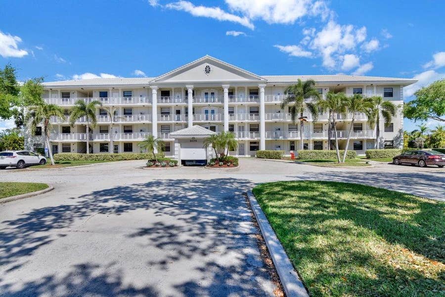Property photo for 6181 Balboa Circle, #301, Boca Raton, FL