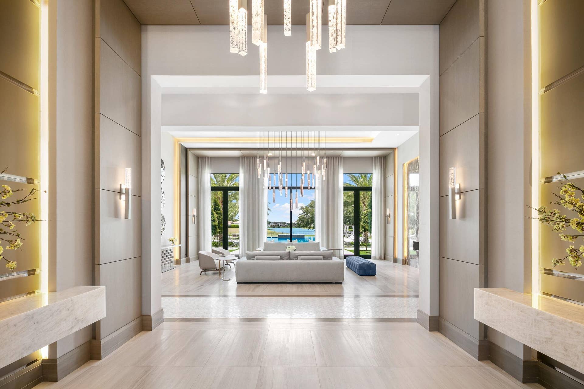 16191 Quiet Vista Circle, Delray Beach, FL 33446 Foyer
