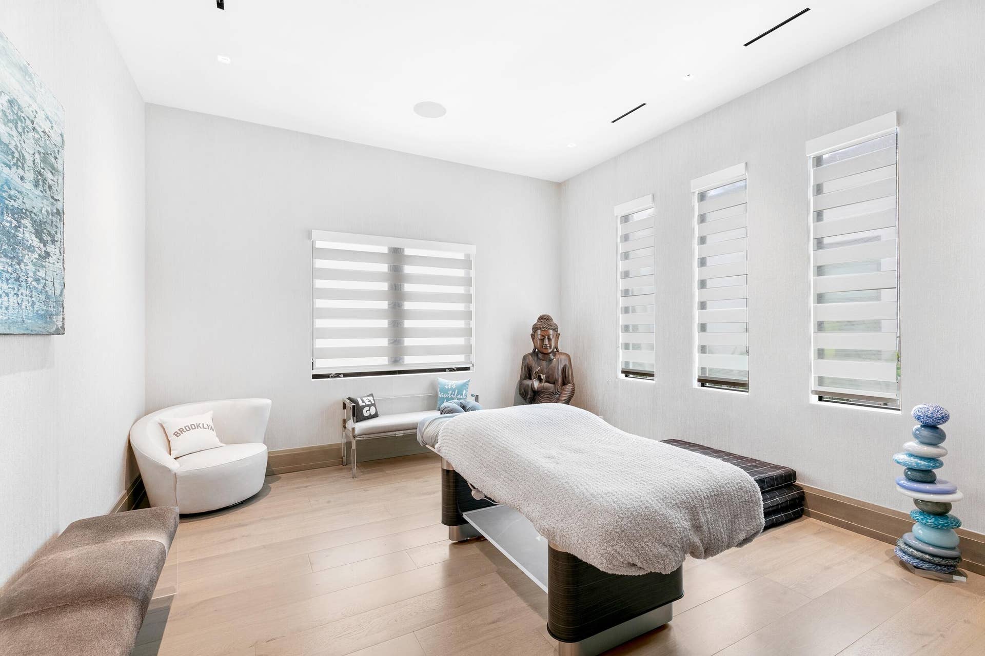 16191 Quiet Vista Circle, Delray Beach, FL 33446 Massage room