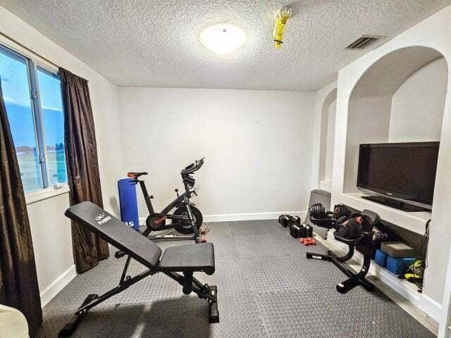 1225 Avondale Lane, West Palm Beach, West Palm Beach, FL 33409