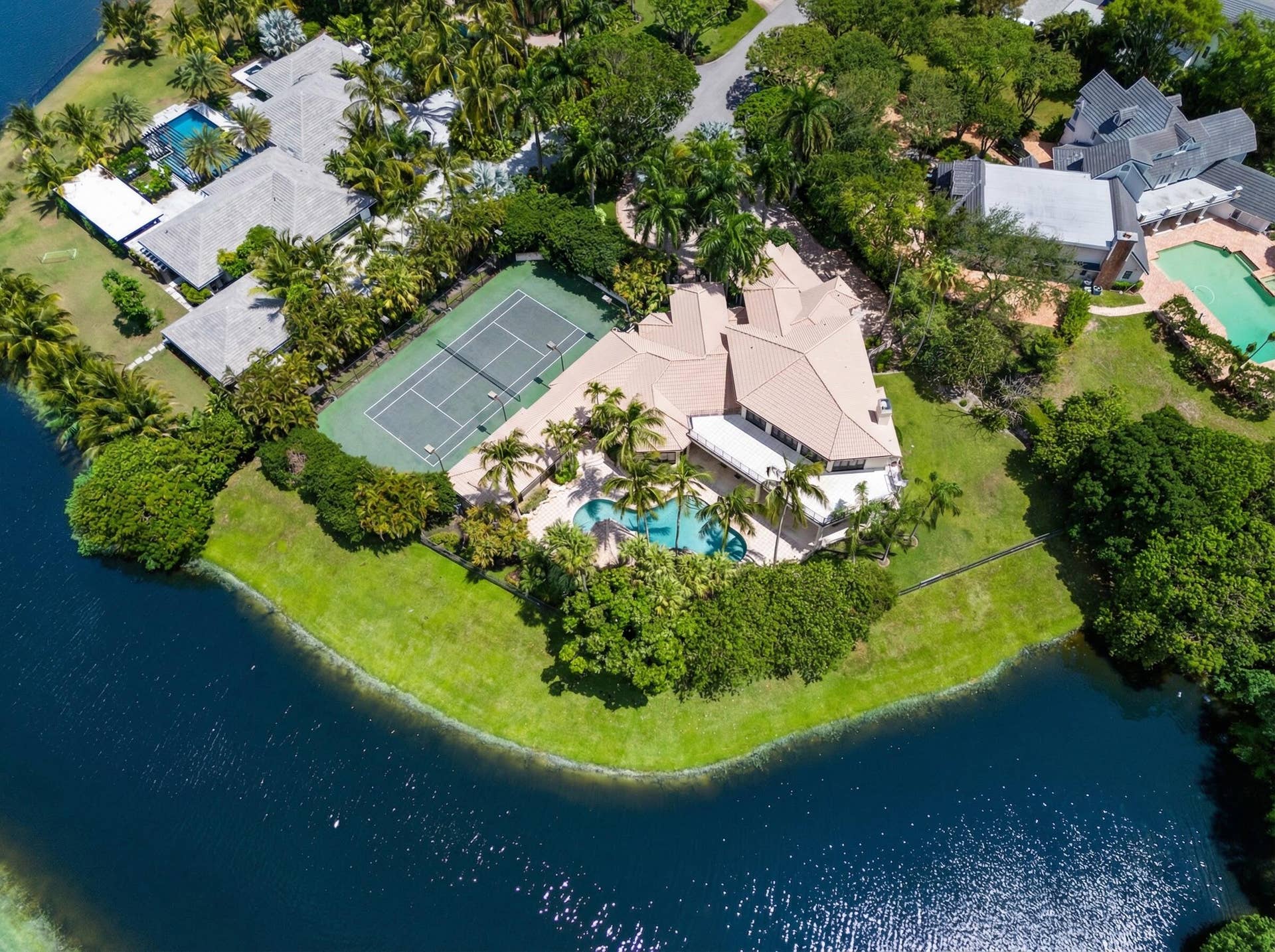 18800 Long Lake Drive, Boca Raton, FL 33496 0113