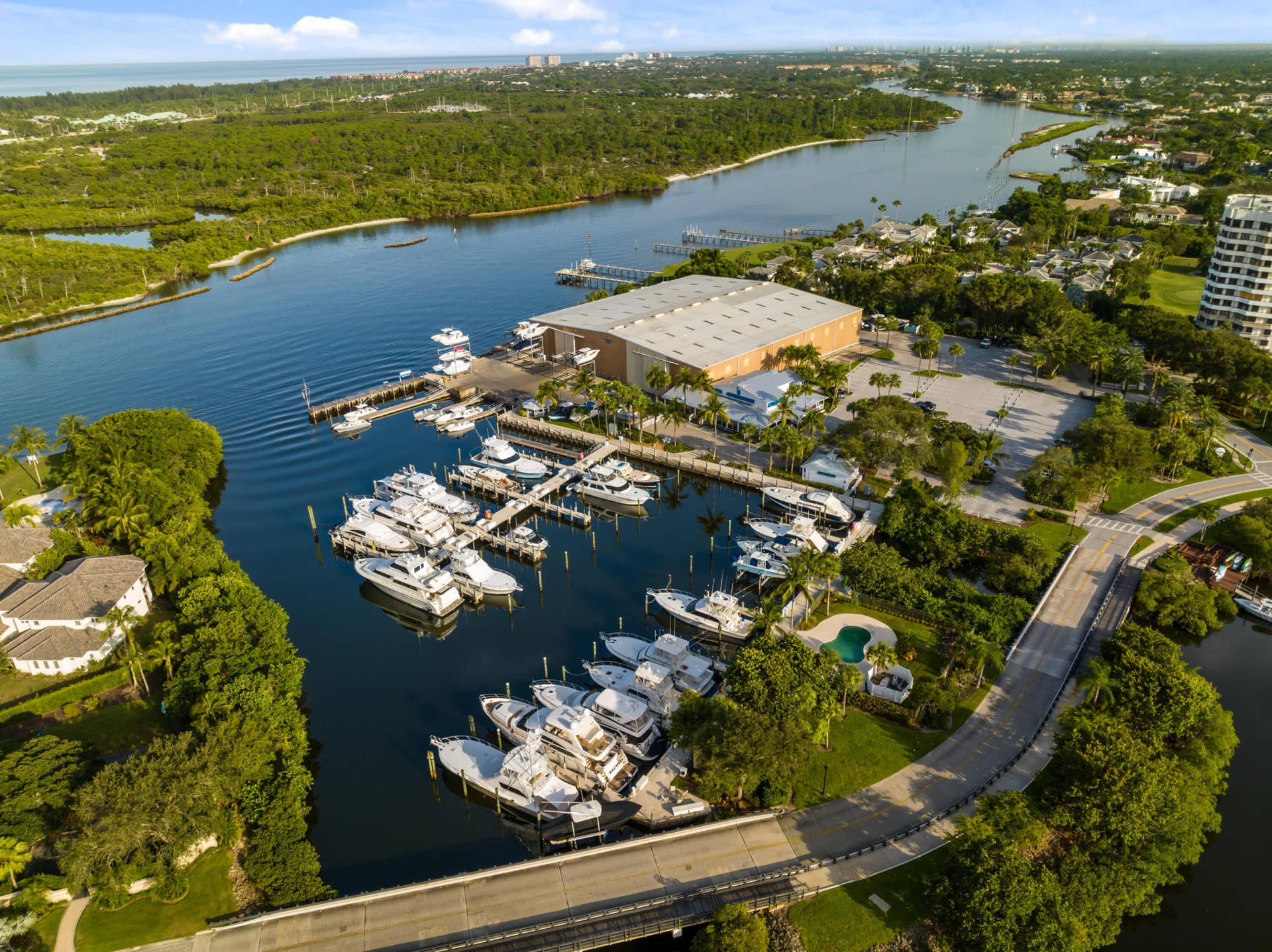 16613 Hidden Cove Drive, Jupiter, FL 33477 Private Marina Wet and Loggerhead Marina Dry Dock Storage.