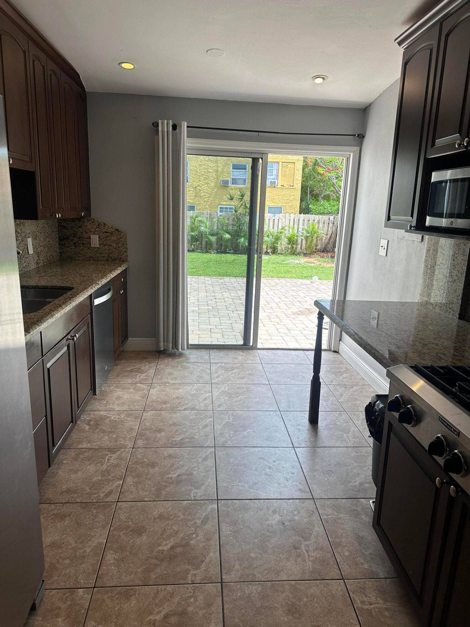 619 37th Street, West Palm Beach, West Palm Beach, FL 33407 Kitchen