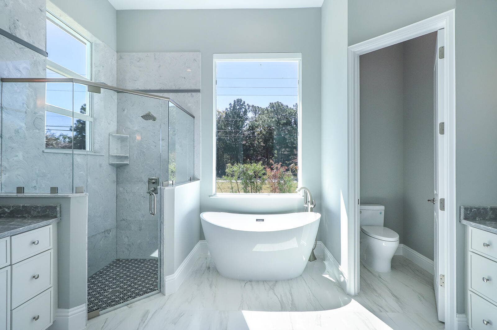 7595 155th Place N, Palm Beach Gardens, FL 33418 25-Master Bathroom