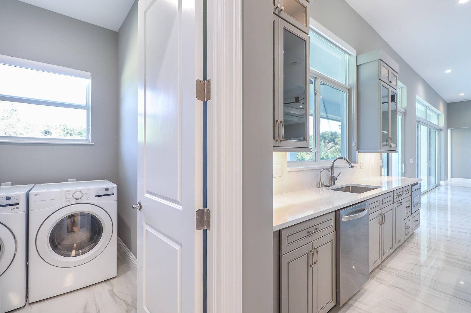 7595 155th Place N, Palm Beach Gardens, FL 33418 14-Laundry Room