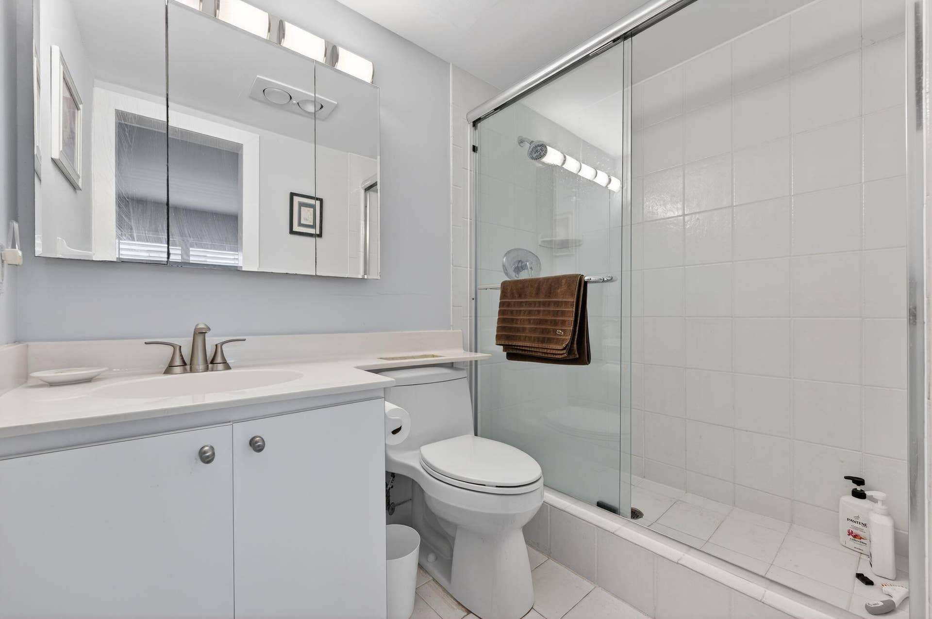 Secondary Bath