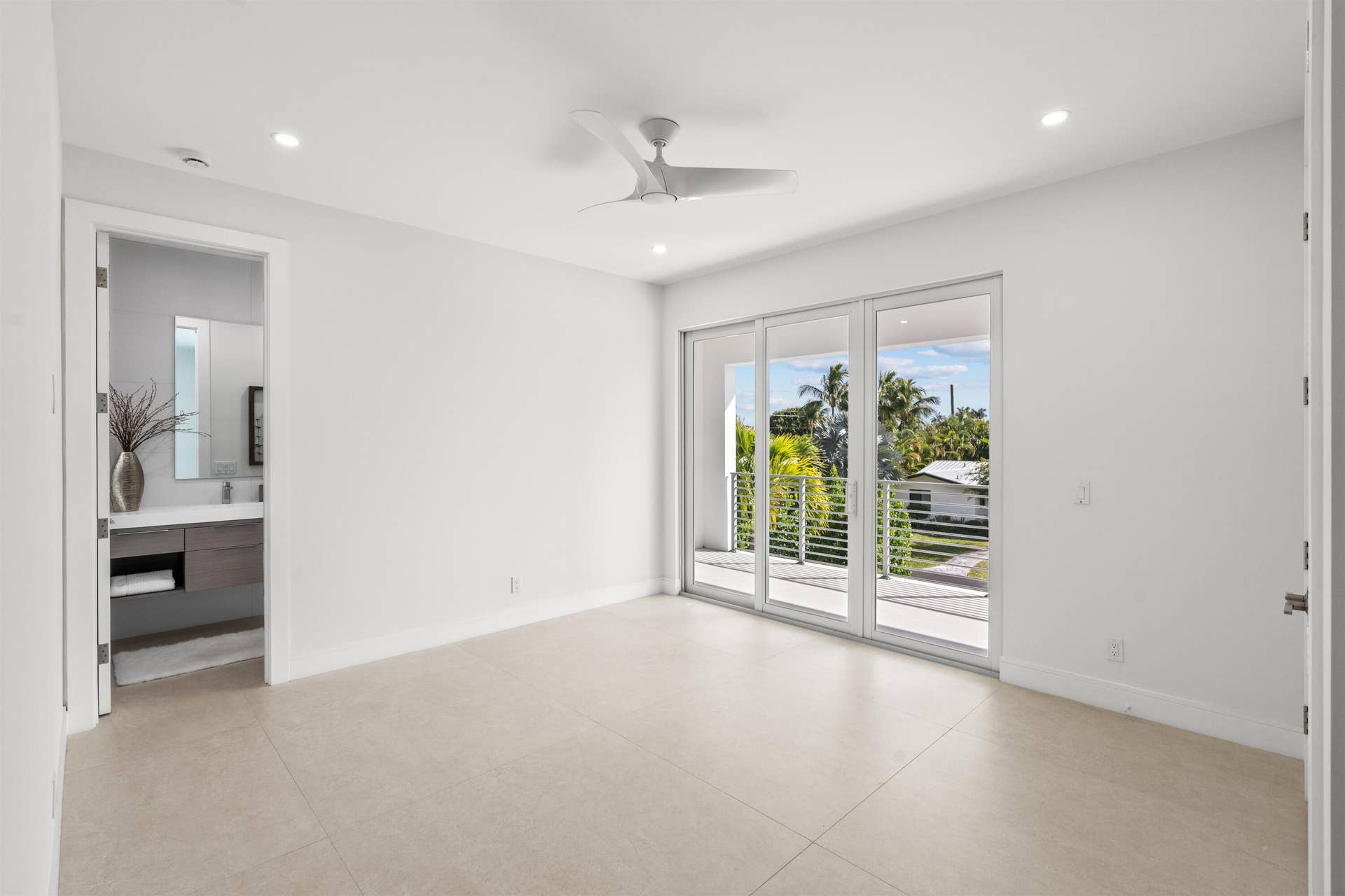417 Lake Drive, Delray Beach, FL 33444 BEDROOM_1_DT