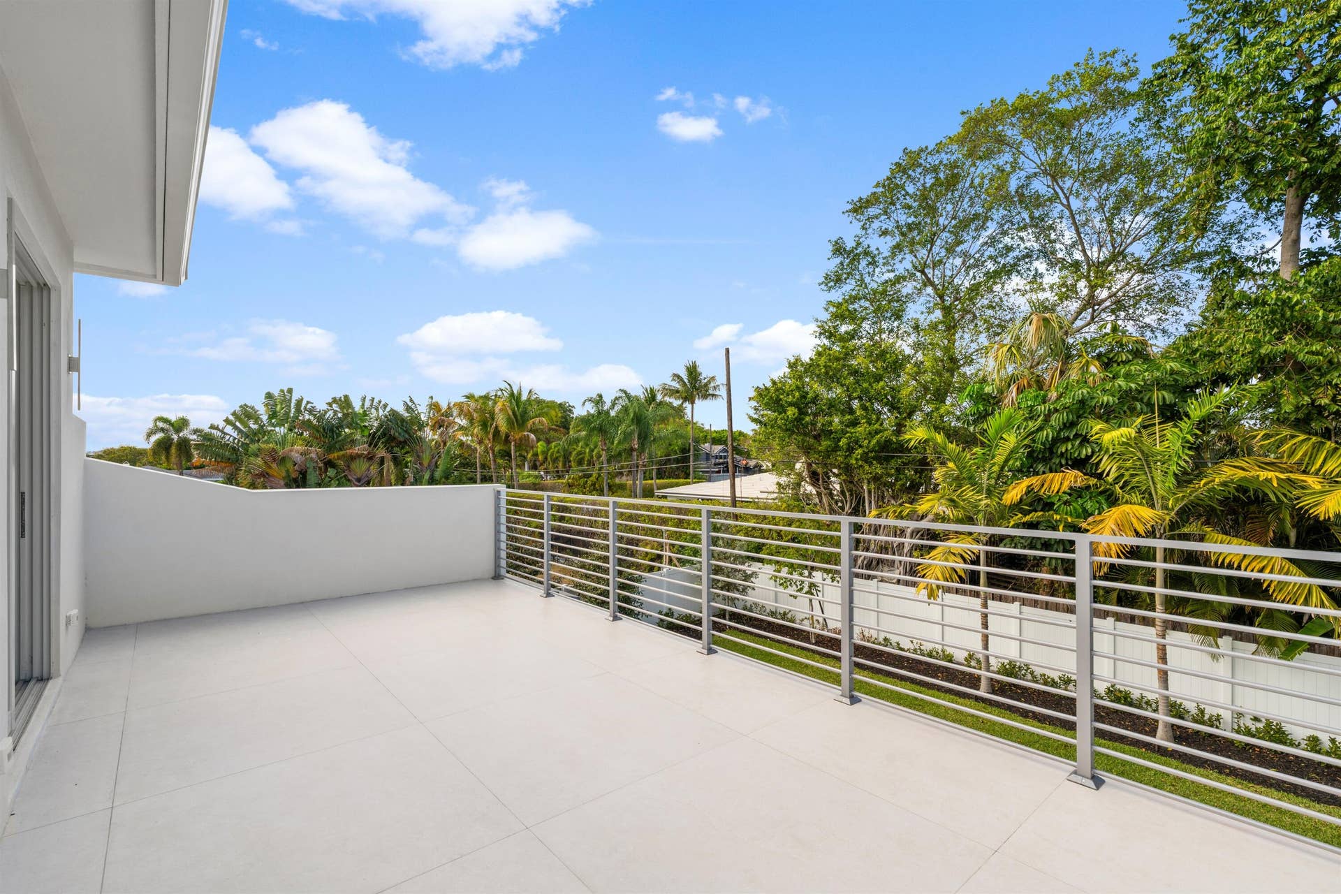 417 Lake Drive, Delray Beach, FL 33444 BALCONY_DT