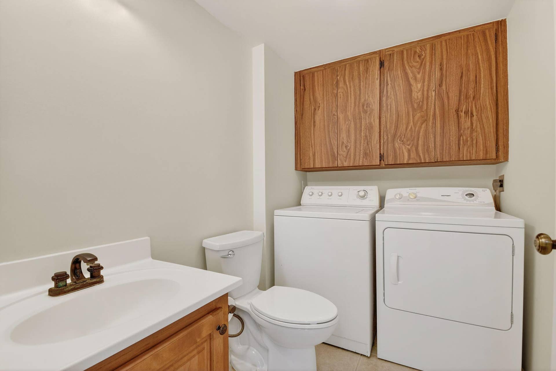 4210 42nd Way, West Palm Beach, FL 33407 Half Bath/Laundry