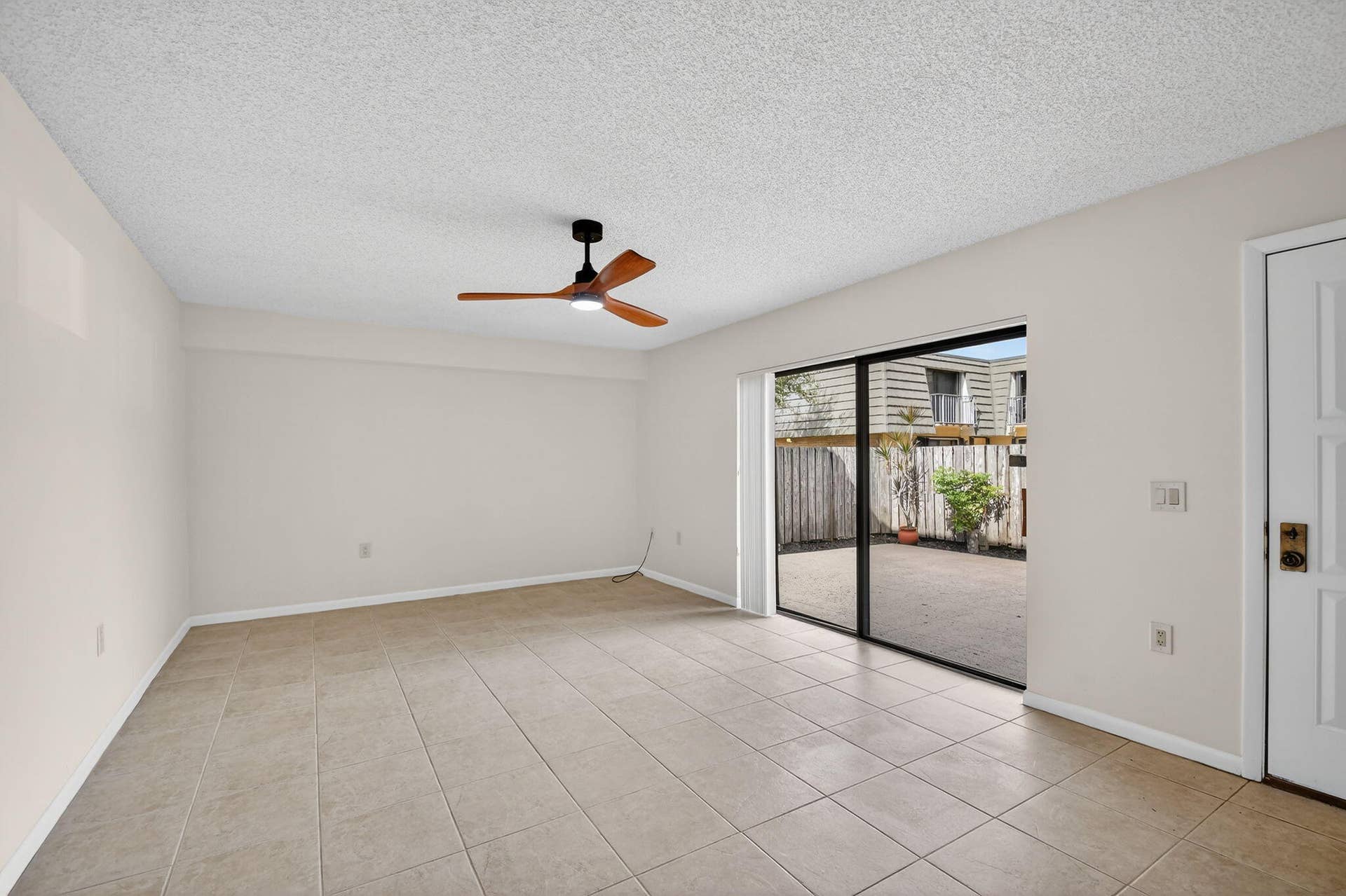 4210 42nd Way, West Palm Beach, FL 33407 Living Area