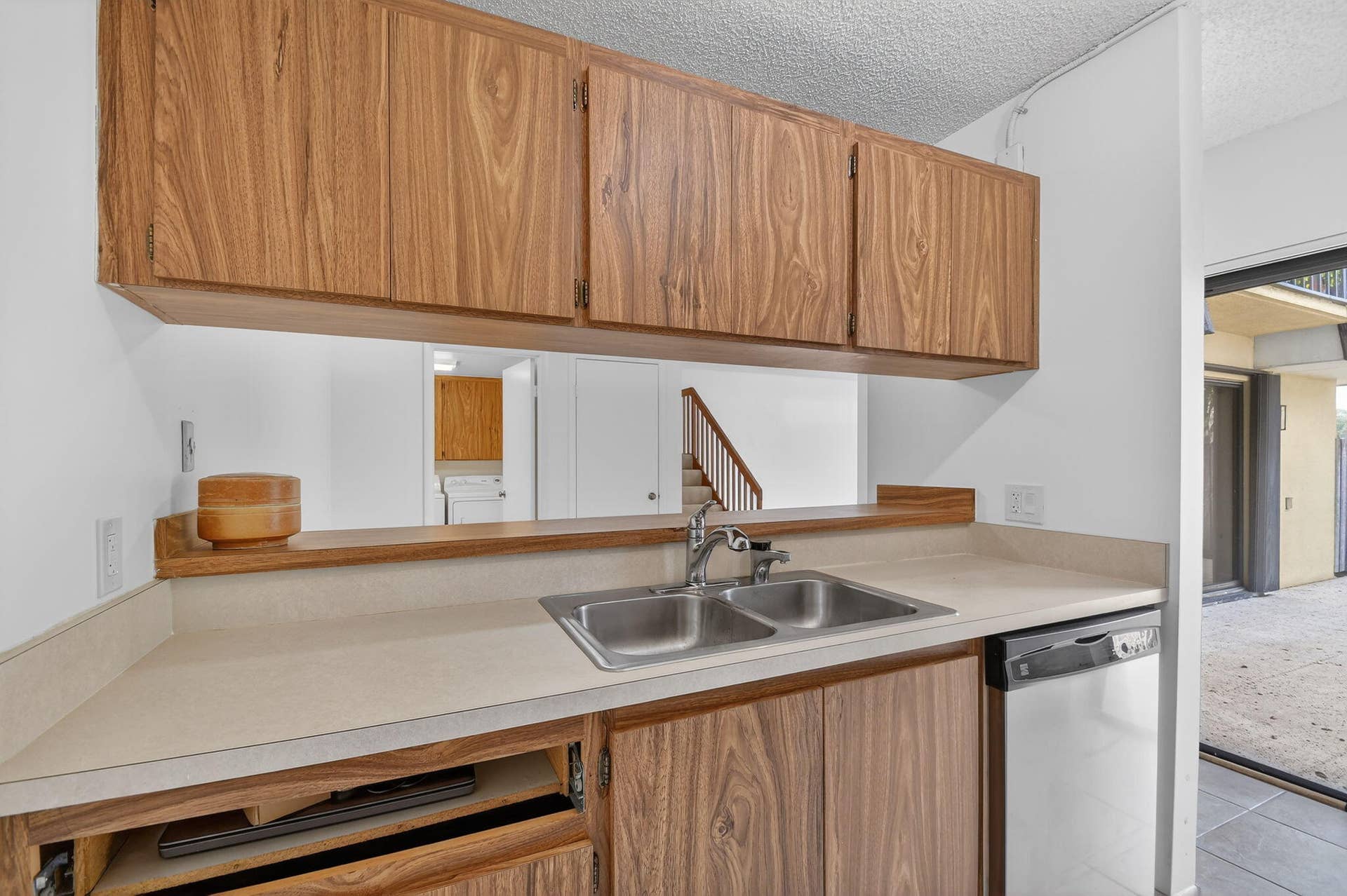 4210 42nd Way, West Palm Beach, FL 33407 Kitchen