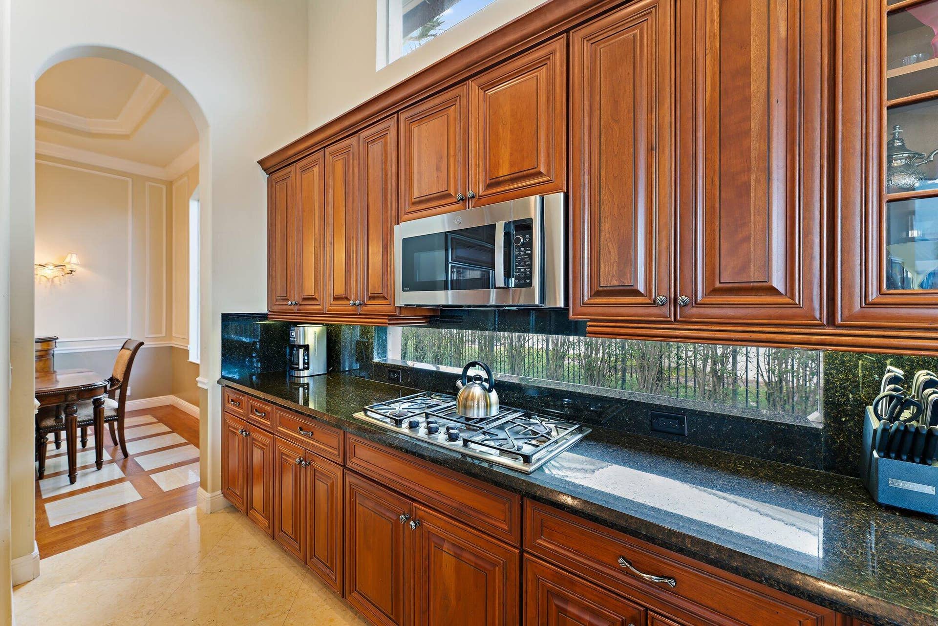422 Savoie Drive, Palm Beach Gardens, FL 33410 422 Savoie