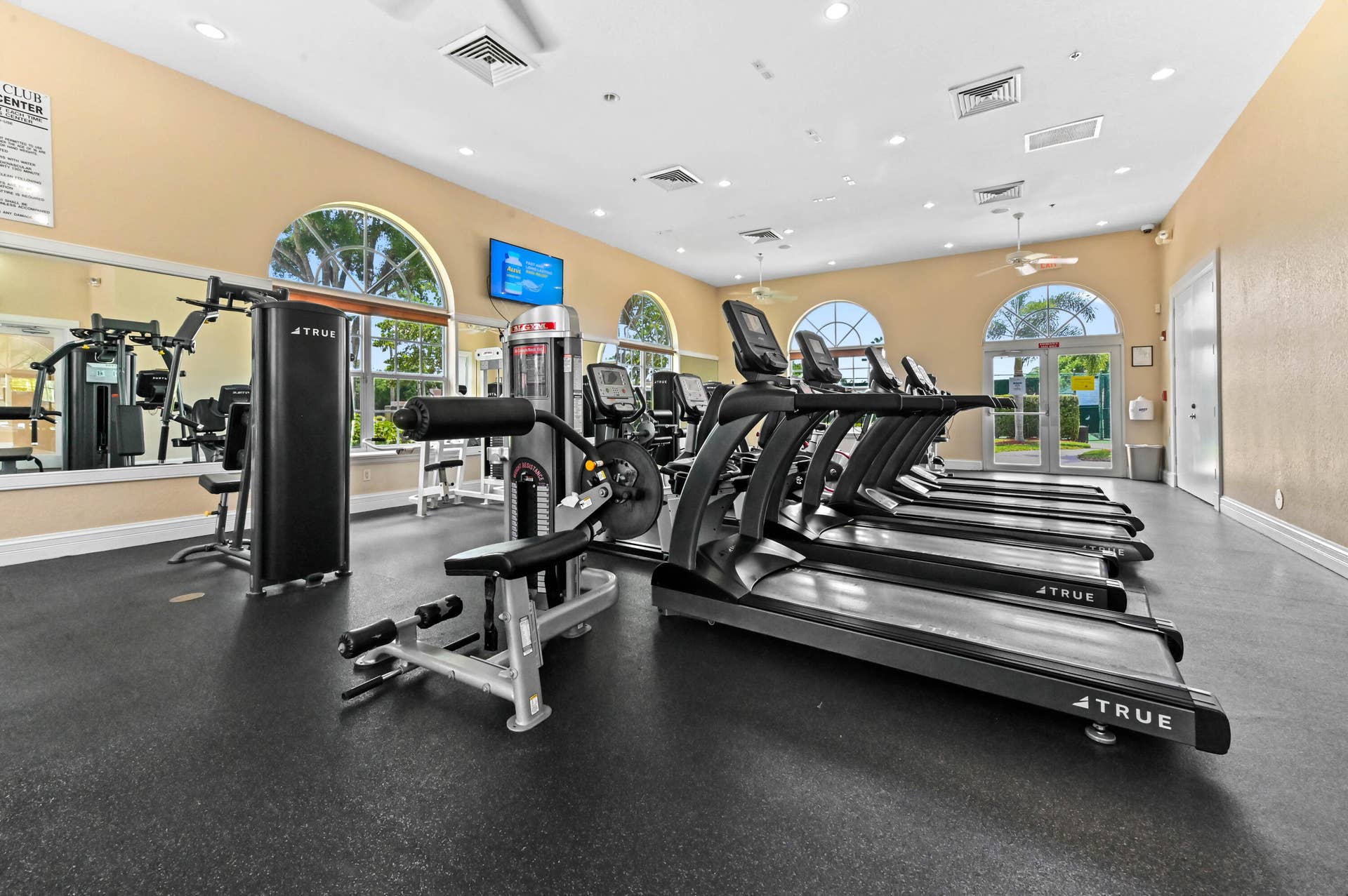 08 gym 01