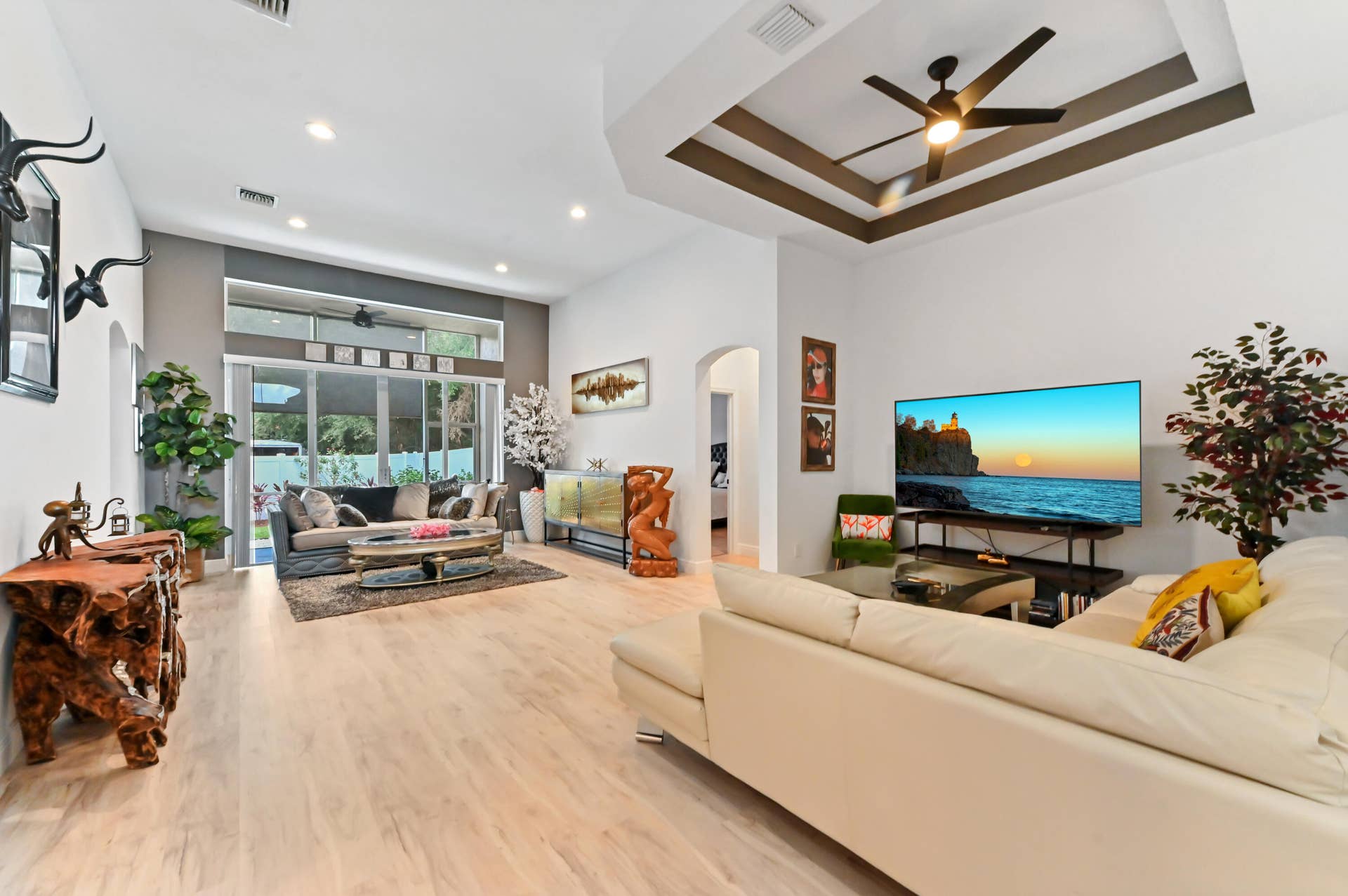 07 Living room 01