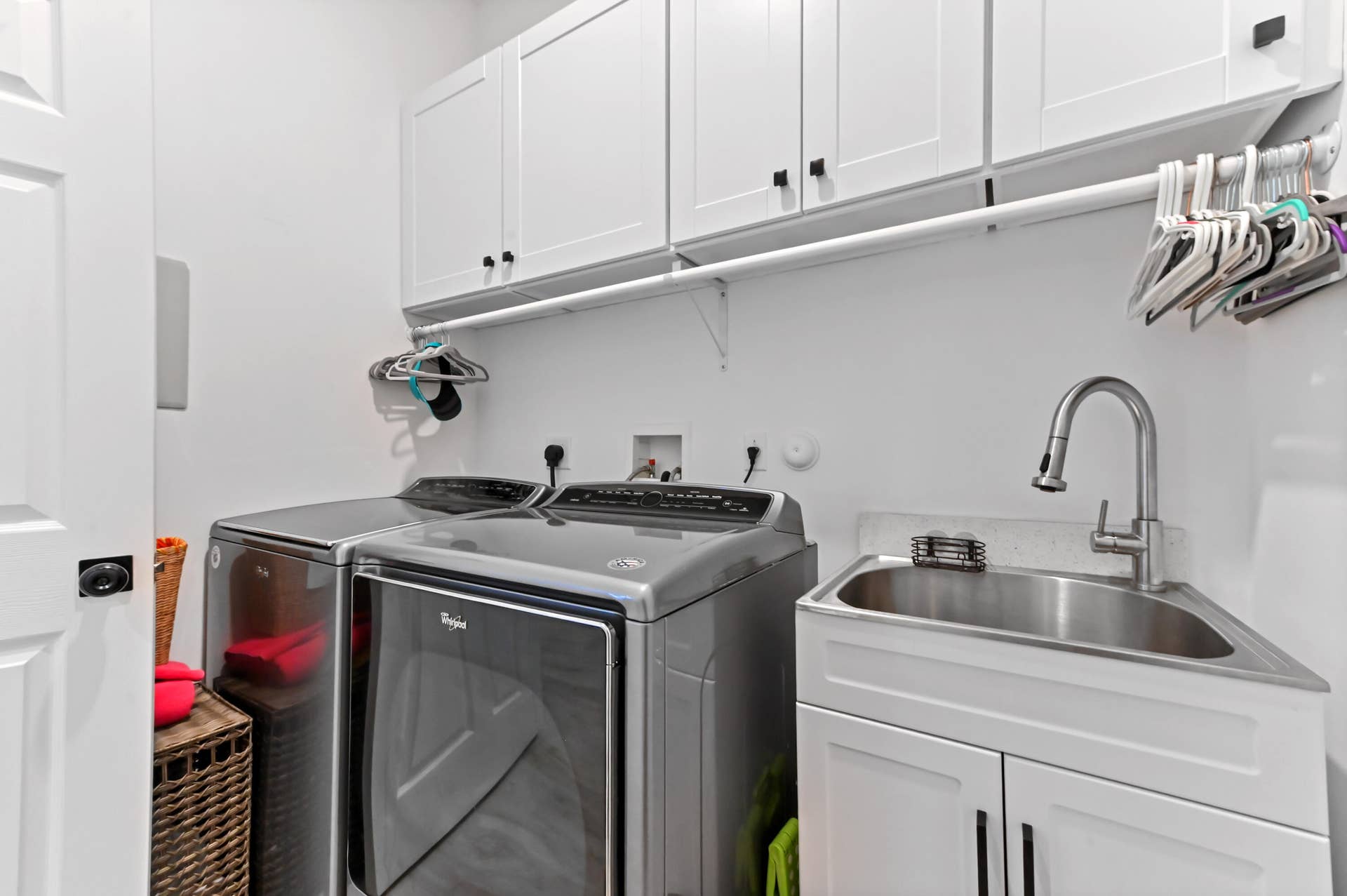 06 Laundry room 01