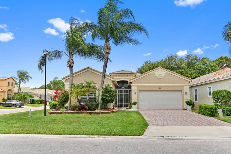 Property photo for 4453 N San Andros, West Palm Beach, FL