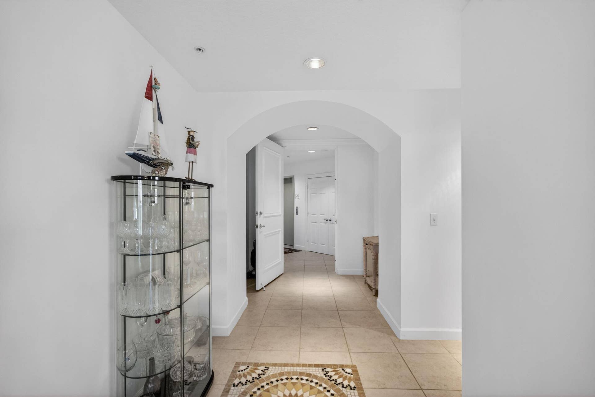 800 Juno Ocean Walk, #304, Juno Beach, FL 33408 4-web-or-mls-5D1A0373